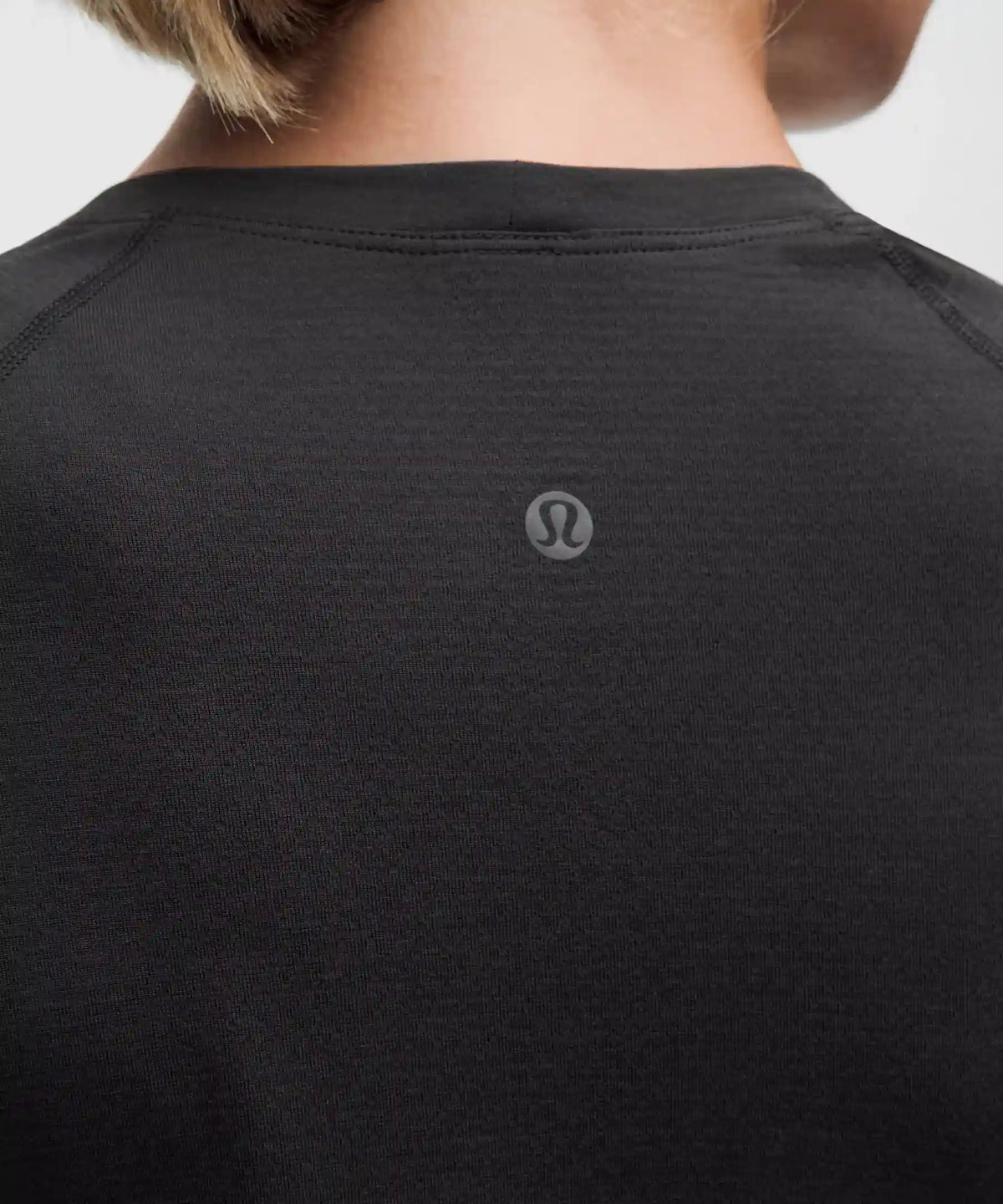 Swiftly Tech Short-Sleeve Shirt 2.0 *Waist Length