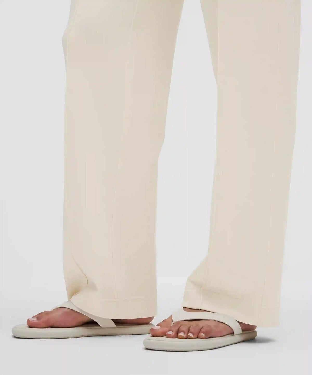 Softstreme Pintuck Mid-Rise Pant *Short