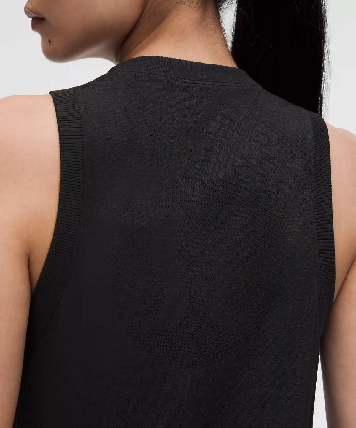 Swiftly Relaxed Tank Top Hip Length *Logo