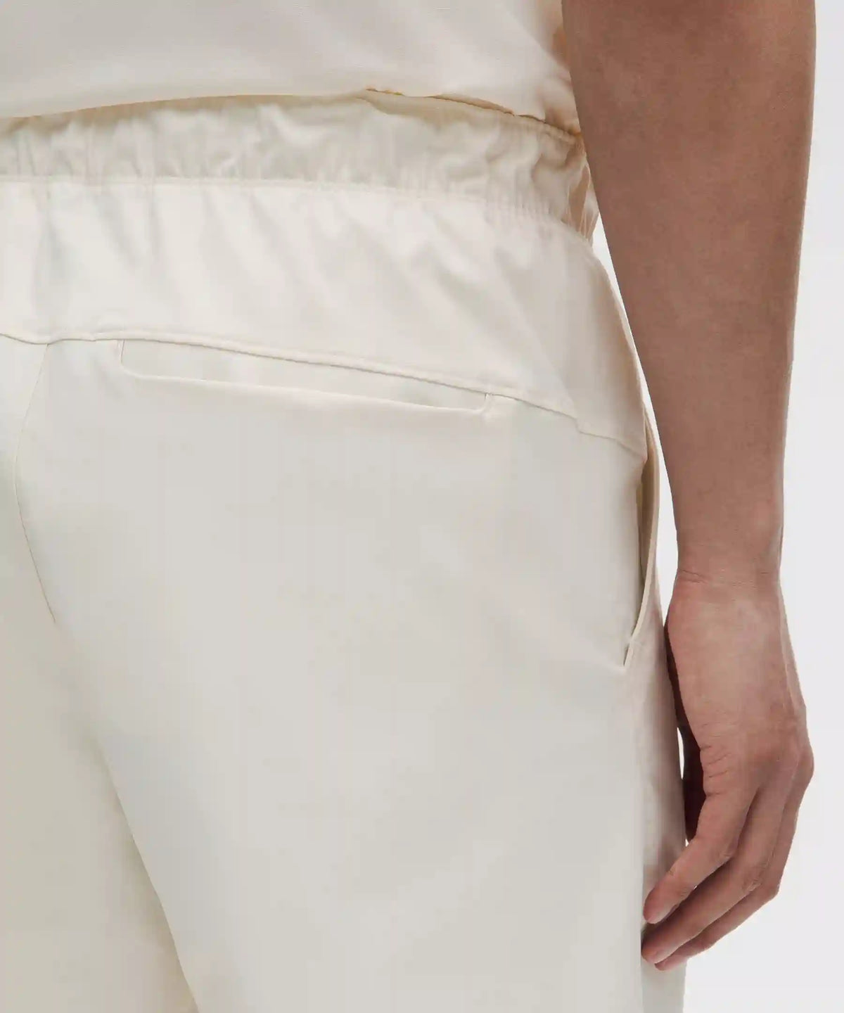 Stretch Twill Relaxed-Fit Golf Short 9"