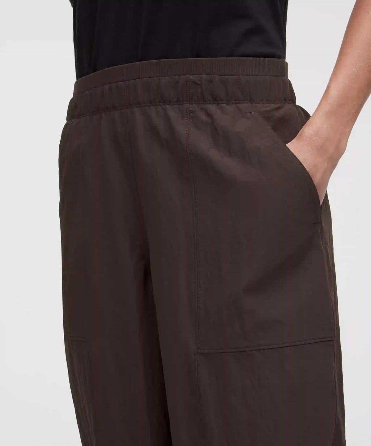 Crinkle Nylon Mid-Rise Barrel-Leg Pant *Short