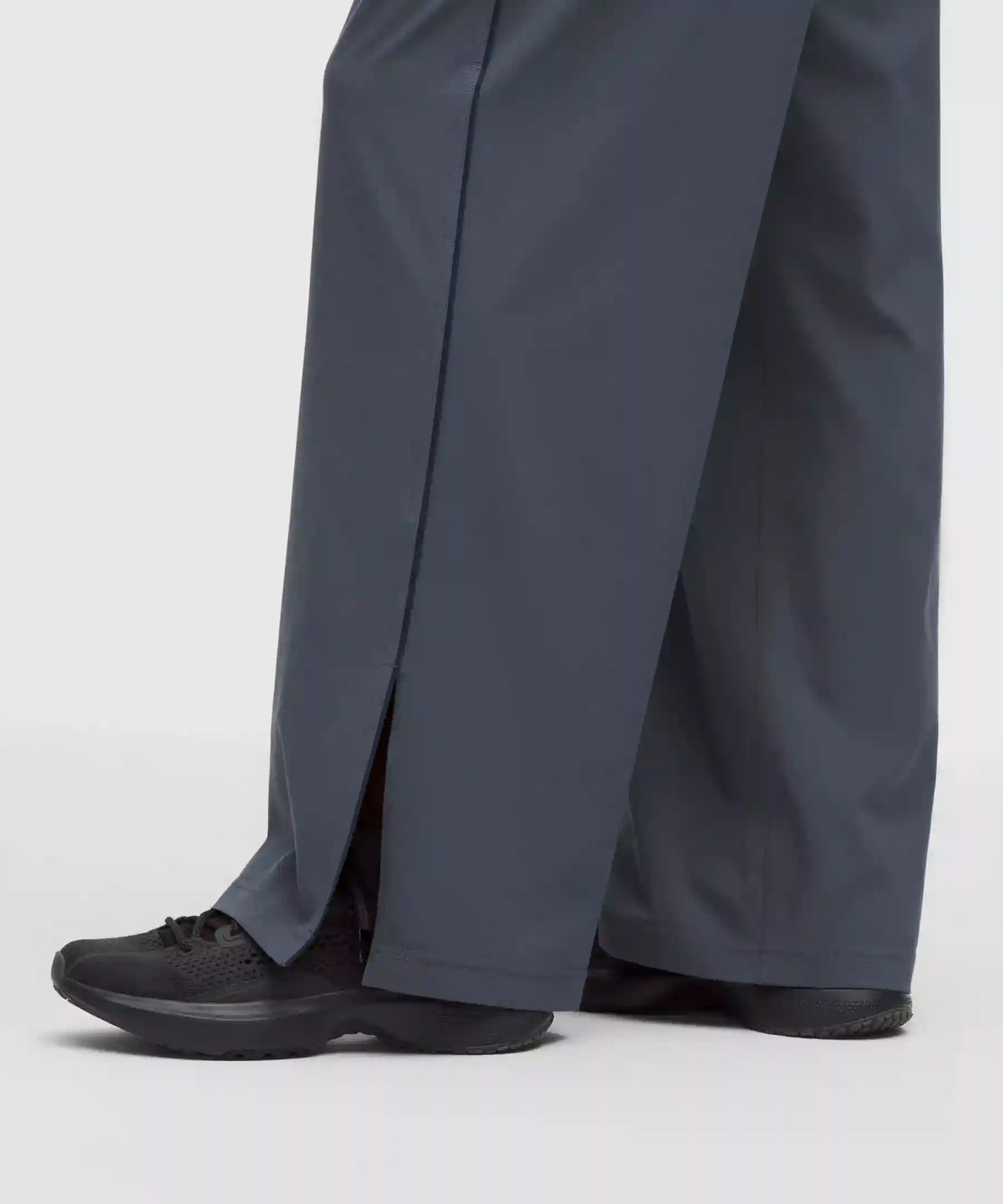 Court Rival Wide-Leg Track Pant *Regular