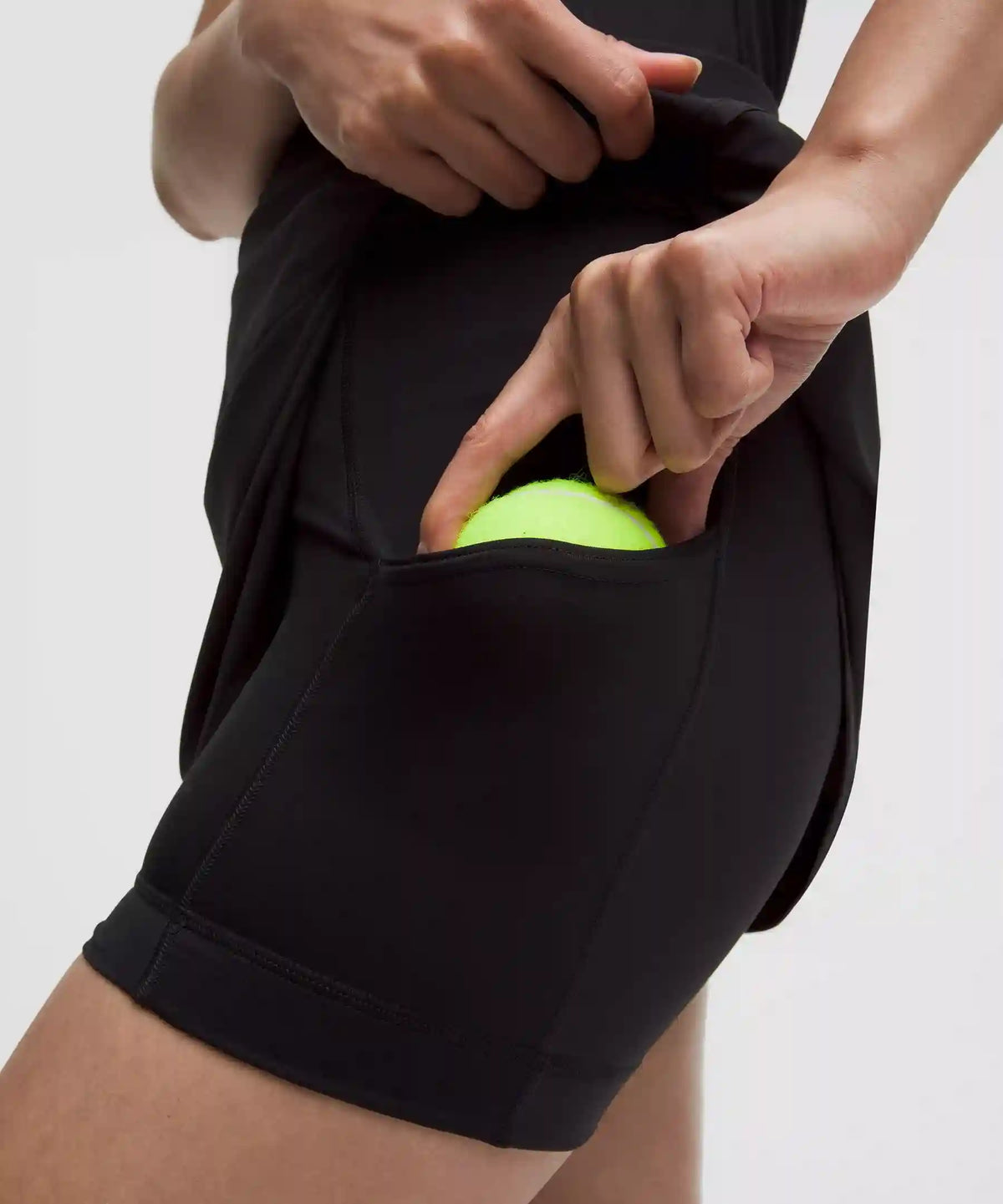 Lightweight High-Rise Tennis Skirt *Stitched Logo