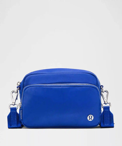 Everywhere Crossbody Bag 2L *Metal Hardware