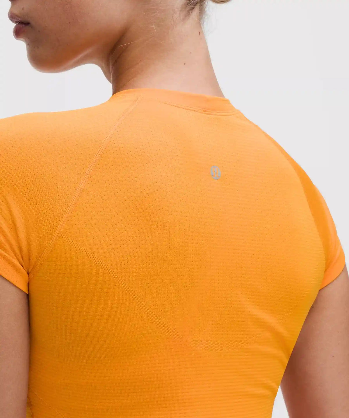 Swiftly Tech Cropped Short-Sleeve Shirt 2.0