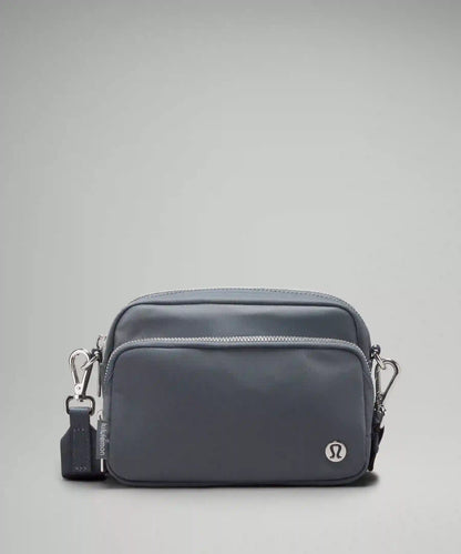 Everywhere Crossbody Bag 2L *Metal Hardware