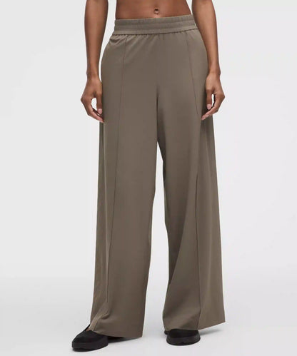 Breezily Mid-Rise Pant *Regular