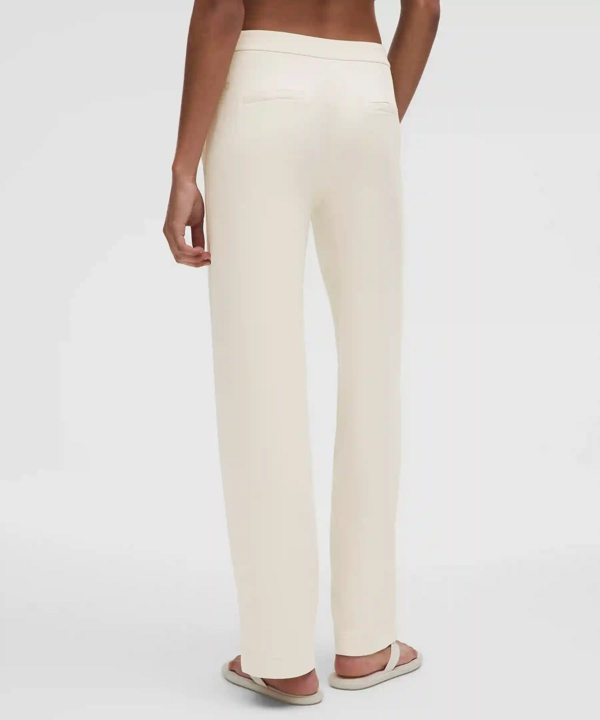Softstreme Pintuck Mid-Rise Pant *Regular
