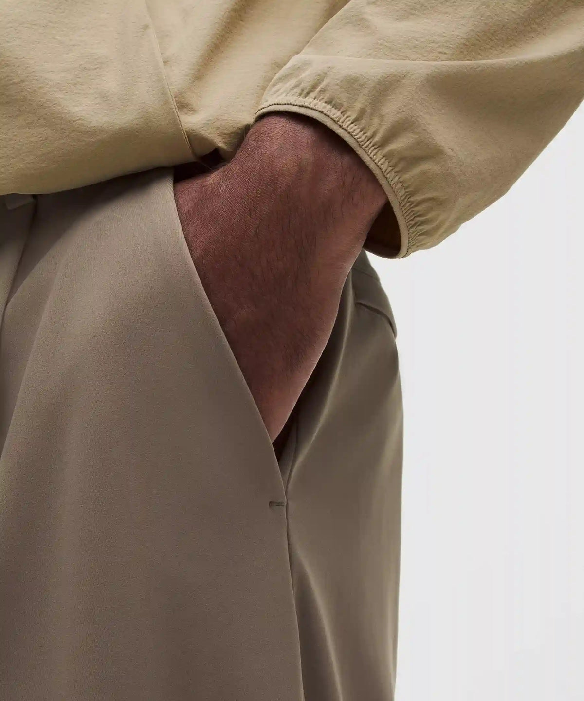 Men's Daydrift Relaxed-Fit Pleated Trouser *Shorter