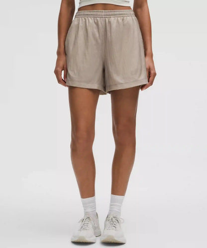 Lightweight Mid-Rise Active Short 5"