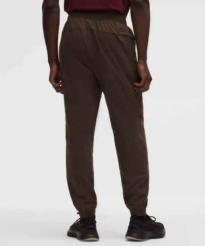 Zeroed In Classic-Fit Cargo Jogger *Regular