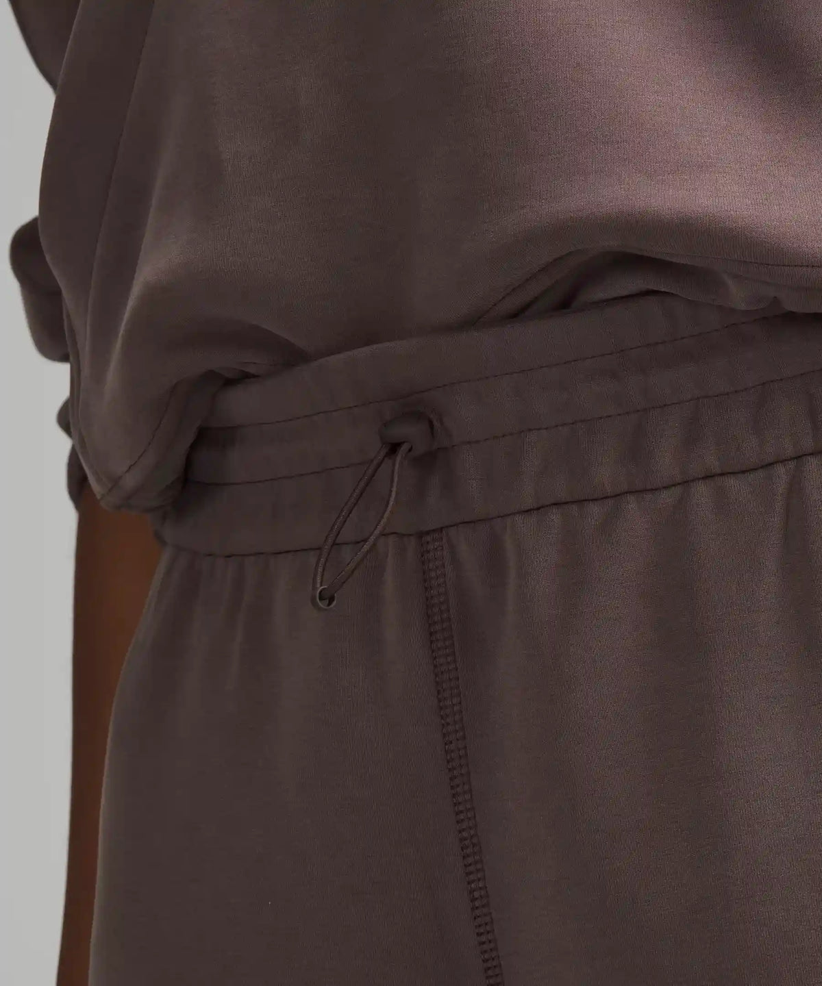 Softstreme High-Rise Straight-Leg Cropped Pant