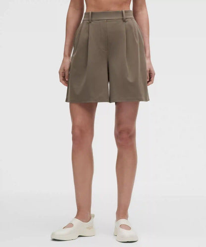Daydrift Pleated High-Rise Short 7"