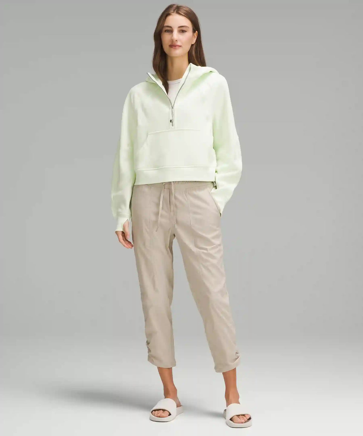 Dance Studio Mid-Rise Cropped Pant