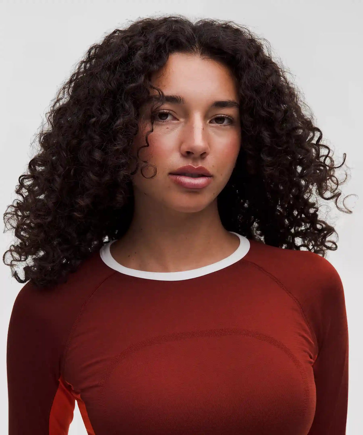 Swiftly Tech Long-Sleeve 2.0 Waist Length *Colour Block