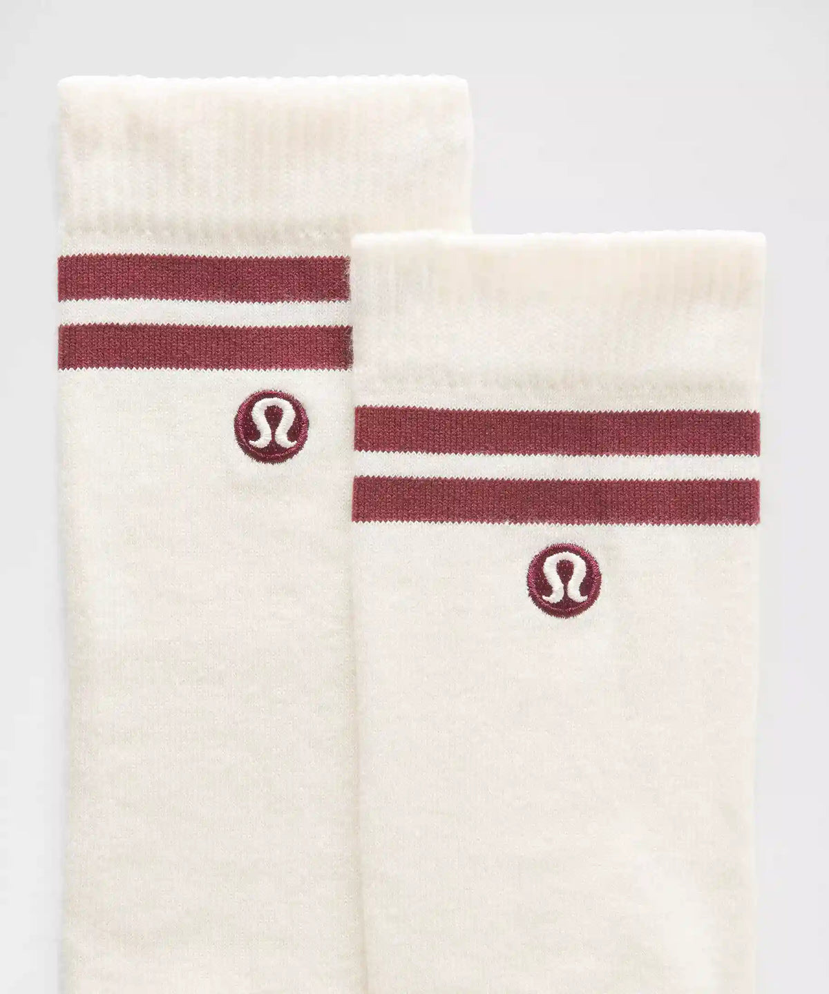 Unisex Daily Essential Knee-High Socks *Stripe