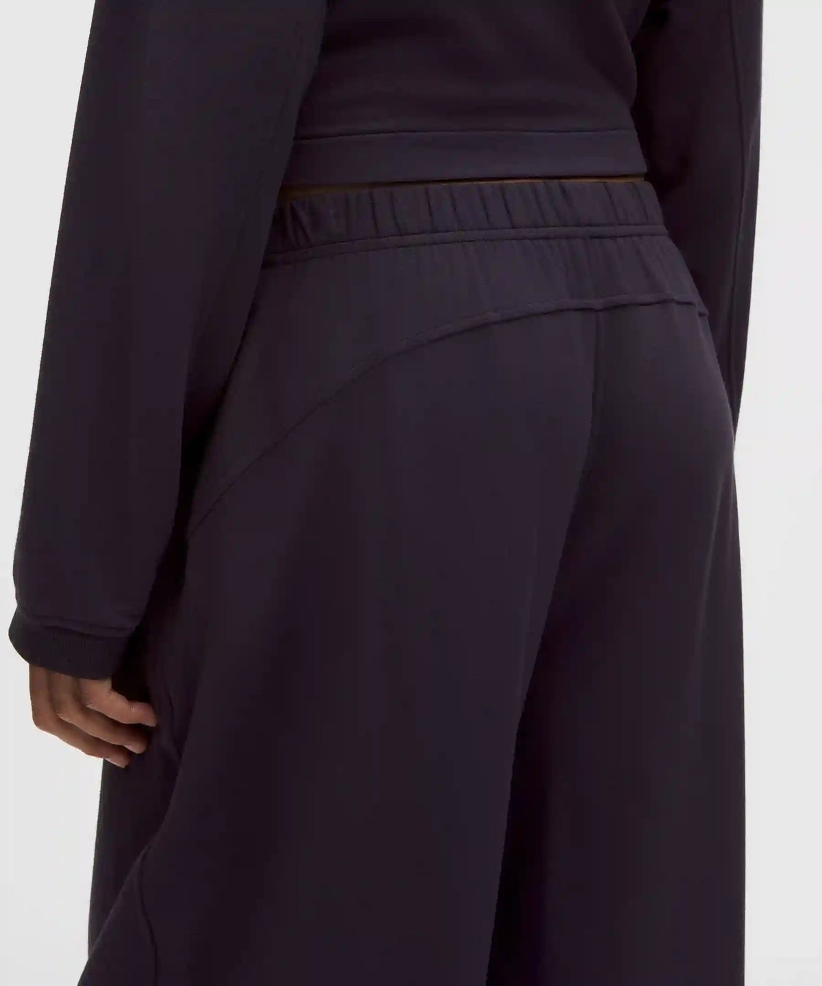 BeCalm Oversized Mid-Rise Pant