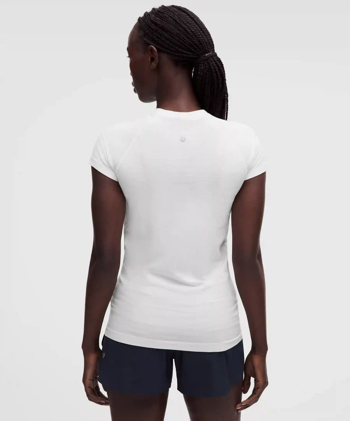 Swiftly Tech Short-Sleeve Shirt 2.0 *Hip Length