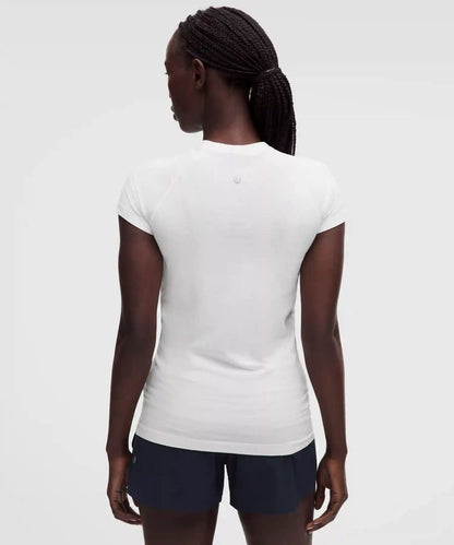 Swiftly Tech Short-Sleeve Shirt 2.0 *Hip Length