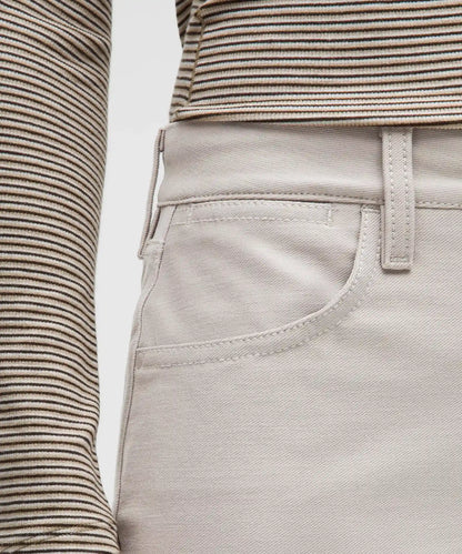 EasyFive High-Rise Subtle-Flare Pant *Short