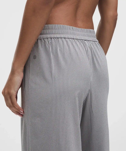Breezily Mid-Rise Pant *Short