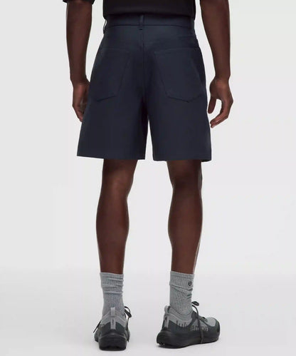 EasyFive Relaxed-Fit Short 7"