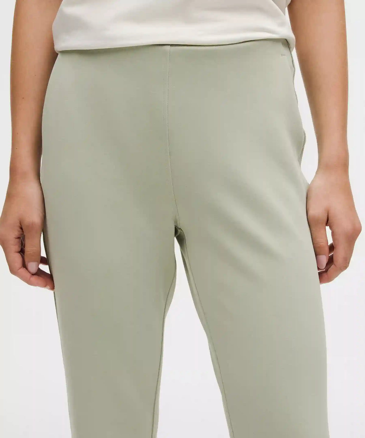 Brushed Softstreme Mid-Rise Flared Pant *Regular