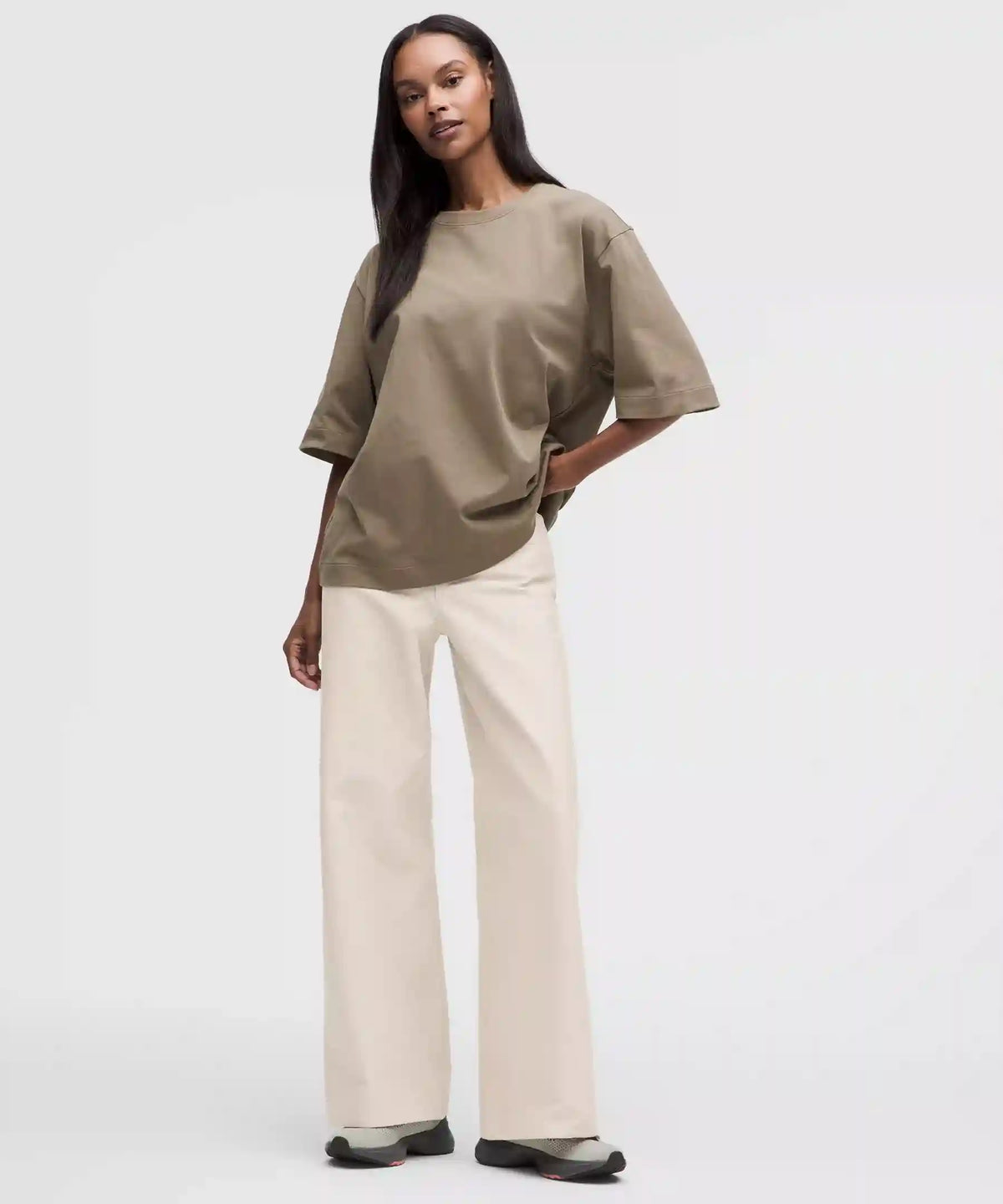 EasyFive Low-Rise Classic Wide-Leg Pant *Short