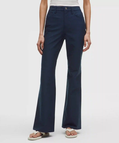 EasyFive High-Rise Subtle-Flare Pant *Short
