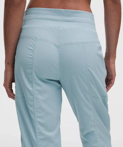 Dance Studio Mid-Rise Pant *Regular