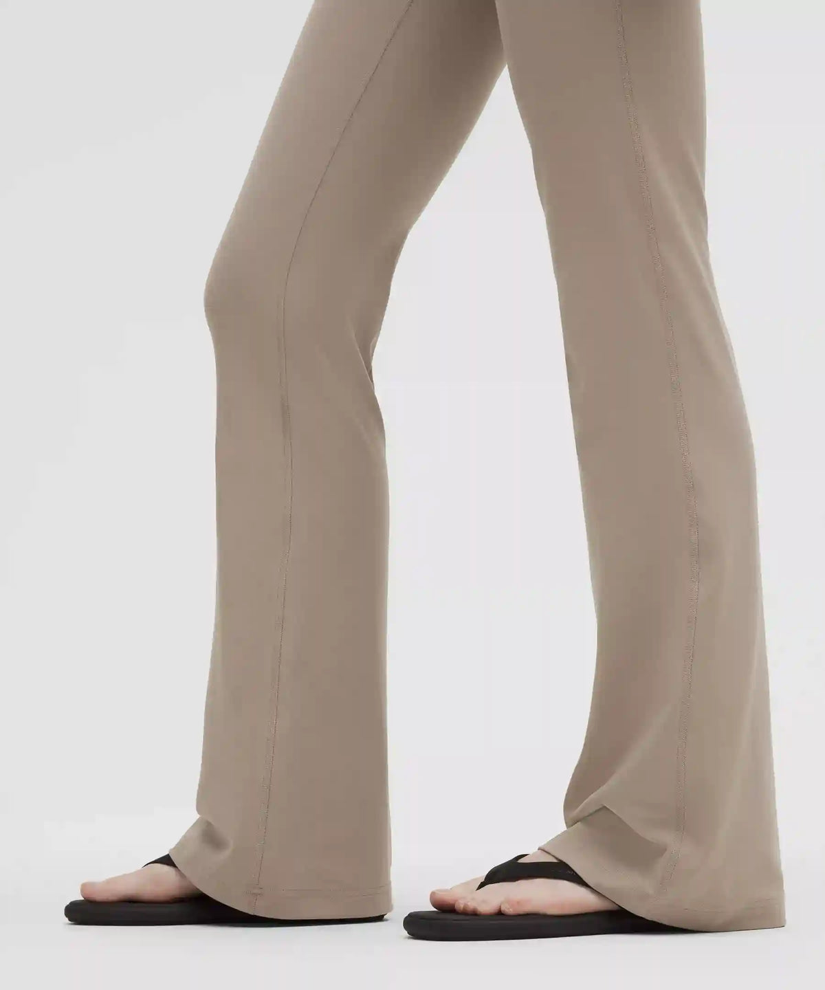 Groove Nulu High-Rise Flared Pant *Short