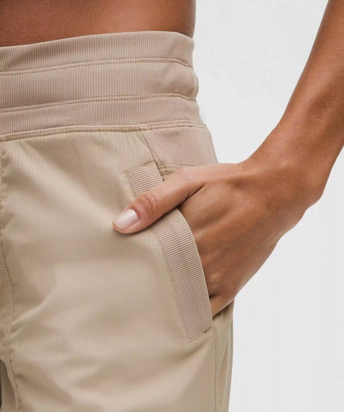 Dance Studio Mid-Rise Pant *Regular