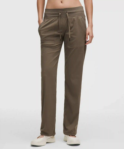 Dance Studio Mid-Rise Pant *Regular