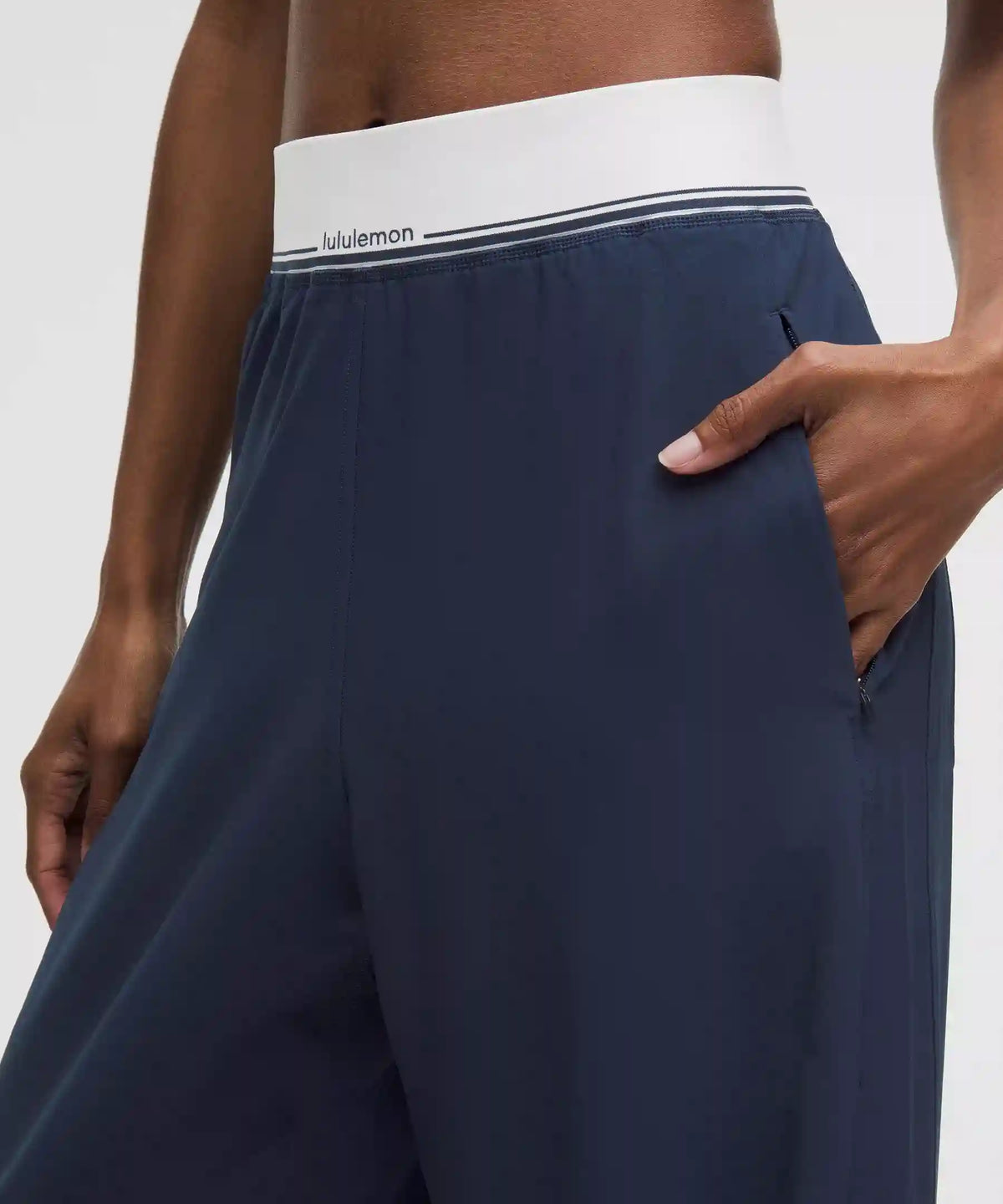 Swift High-Rise Wide-Leg Pant *Logo Waistband