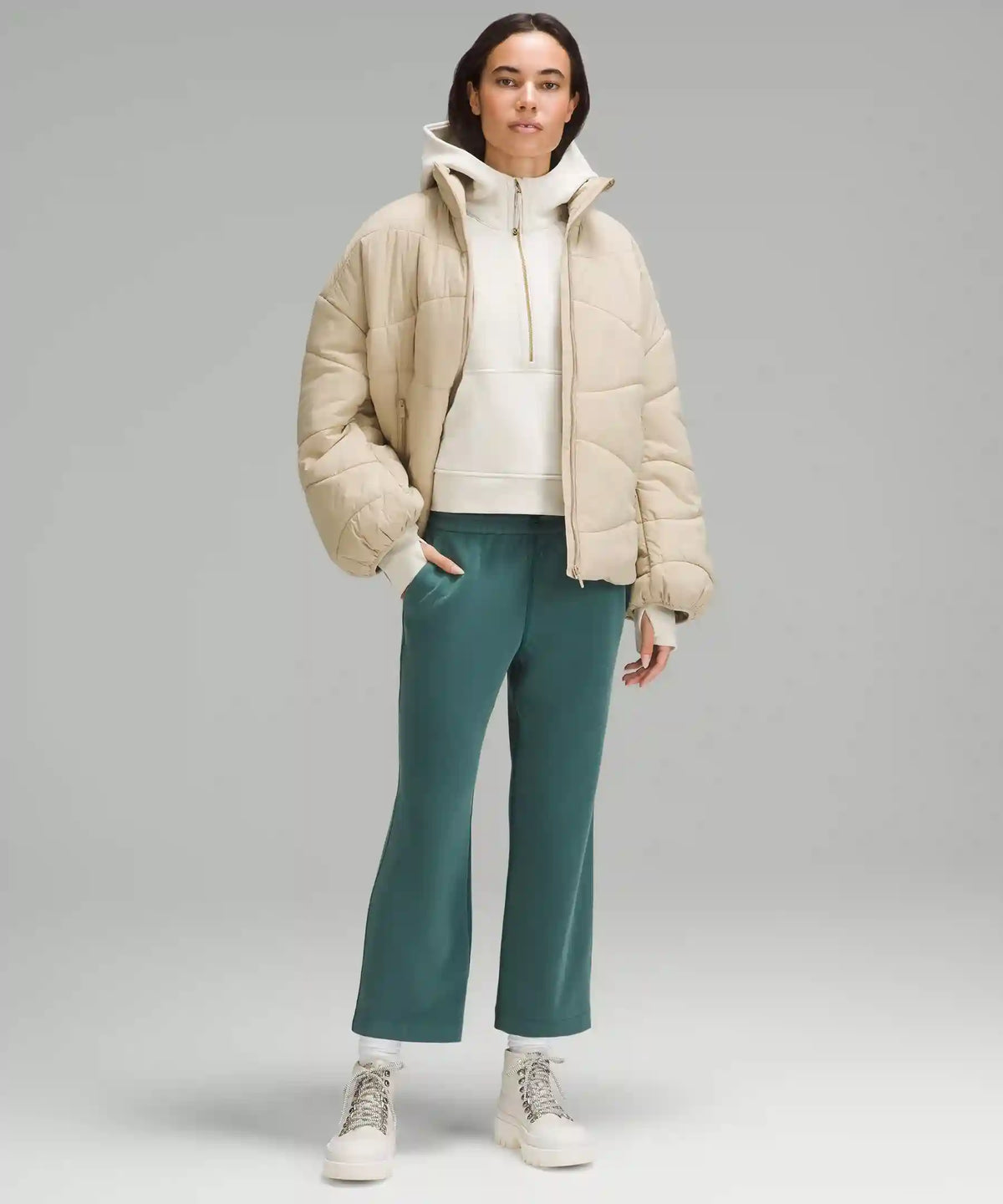 Softstreme High-Rise Straight-Leg Cropped Pant