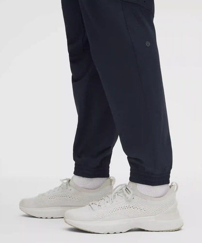 License to Train Textured Jogger *Regular