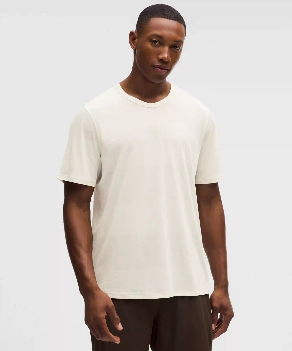 Men's Fast and Free Short-Sleeve Shirt *Perforated Stripe