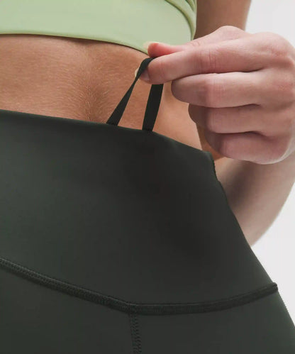 Fast and Free High-Rise Tight 28" *5 Pocket