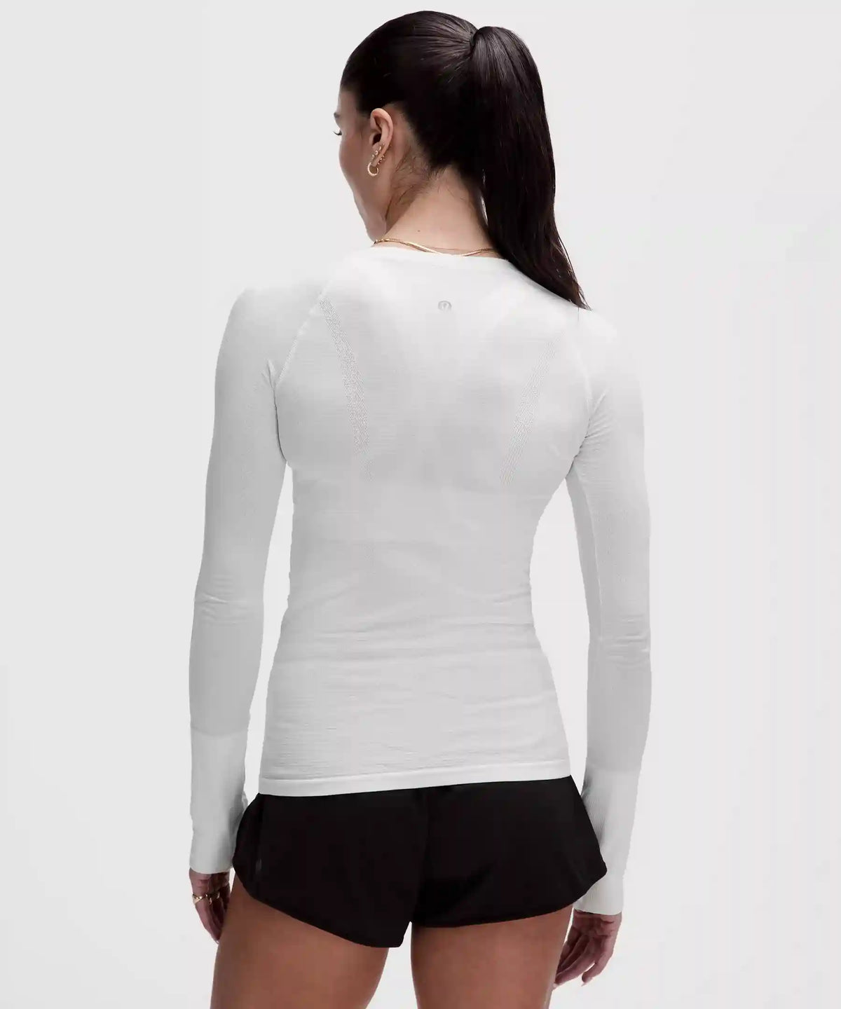 Swiftly Tech Long-Sleeve Shirt 2.0 *Hip Length