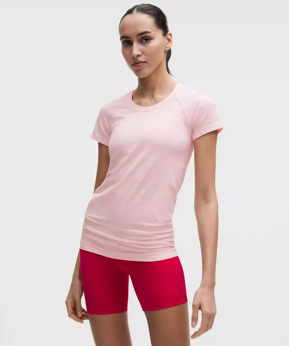 Swiftly Tech Short-Sleeve Shirt 2.0 *Hip Length