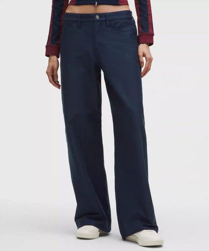 EasyFive Low-Rise Classic Wide-Leg Pant *Regular