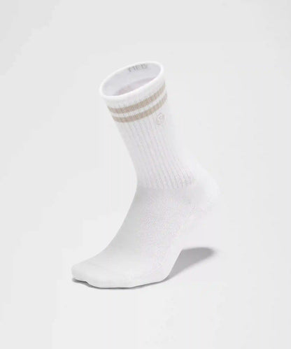 Unisex Daily Essential Crew Socks *Stripe