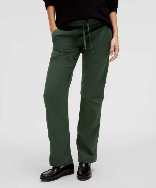 Dance Studio Mid-Rise Pant *Regular