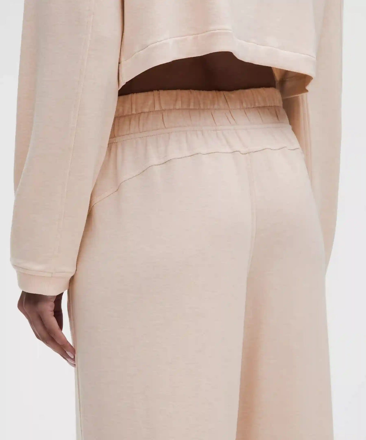 BeCalm Mid-Rise Wide-Leg Pant