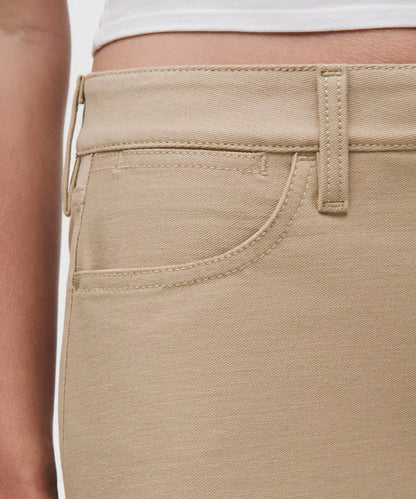 EasyFive Mid-Rise Short 4.5"