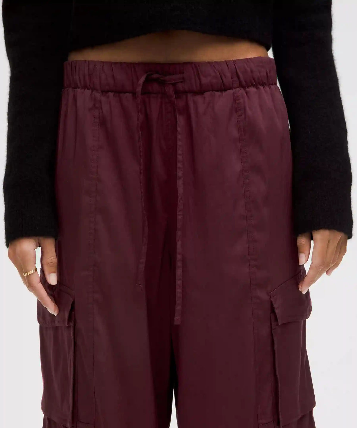 Lightweight Adjustable Mid-Rise Cargo Pant