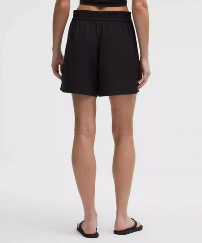 Breezily Mid-Rise Short 6"