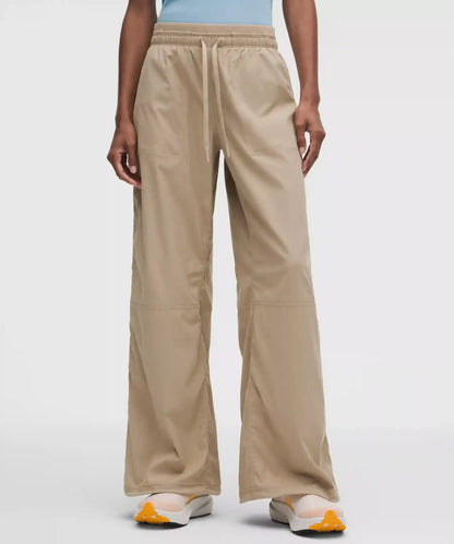 Dance Studio Evolve Low-Rise Oversized Pant *Regular