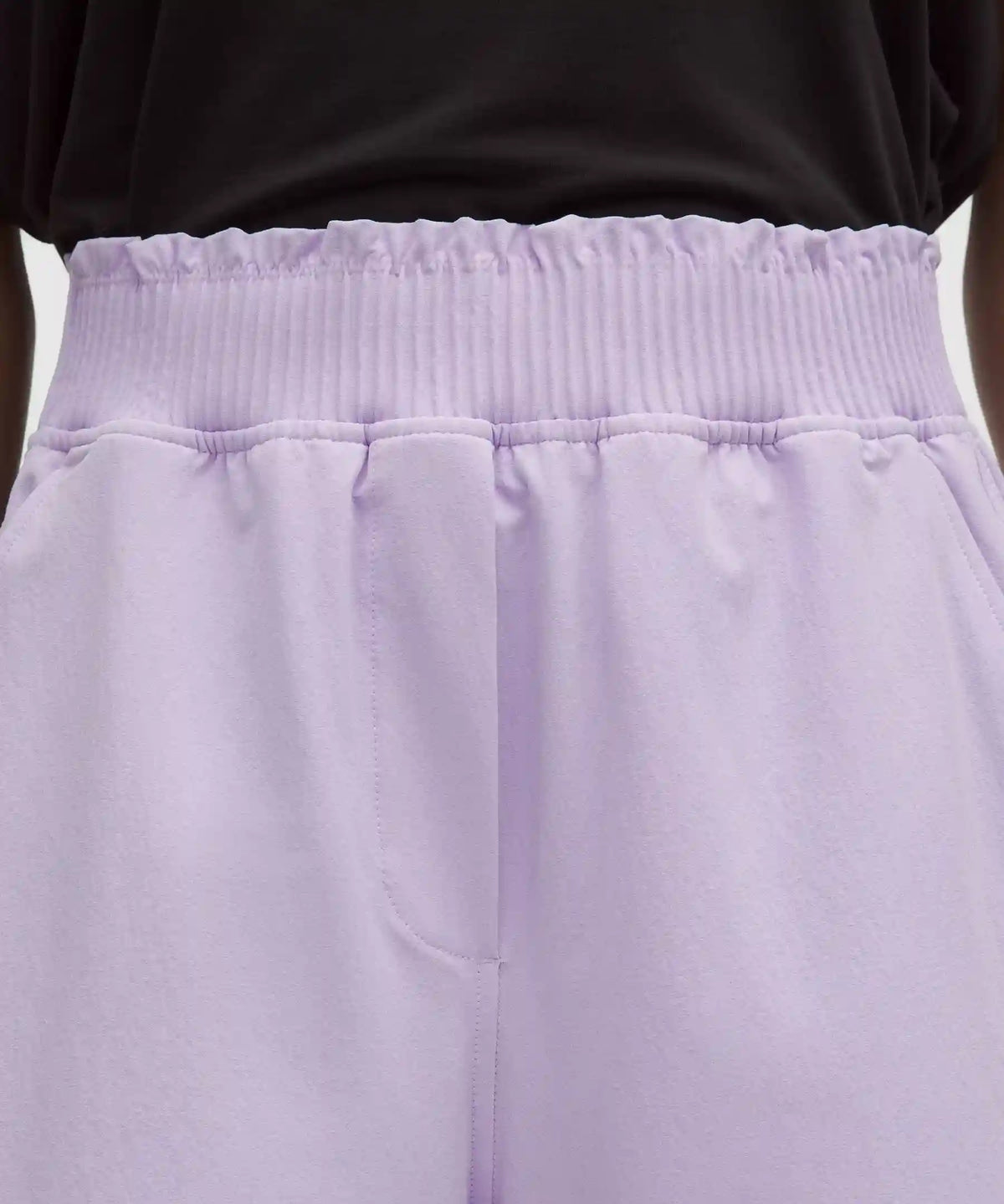 Stretch Woven Ruffle-Waist High-Rise Short 9"