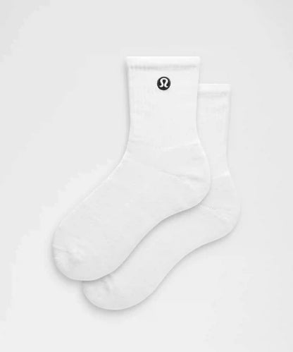 Unisex Daily Essential Quarter Socks